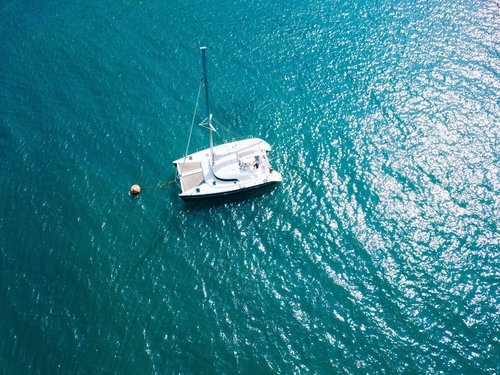 Yacht vs. Catamaran - Which Is the Best Choice for Sailing Around Mallorca?